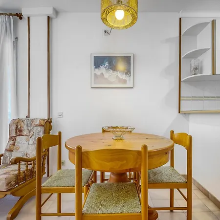 Apartment In Roses Near Platja Del Eastrell Apartment Roses