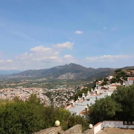 Apartment In Roses Near Platja Del Eastrell Apartment Roses